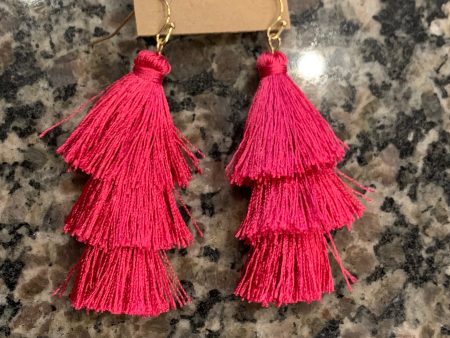 triple pom tassels Cheap