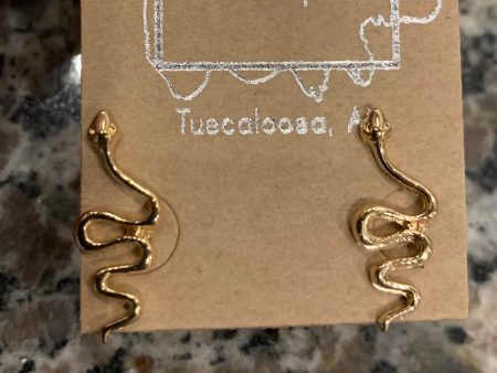 tiny snake studs Fashion